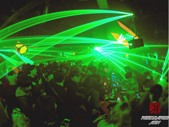 「クラブナインイレブン（Club 911）」VIPシート事前予約　ソウルの人気クラブもVIP席確約でスムーズに入店！＜1～6名／ドリンク付き／水原＞