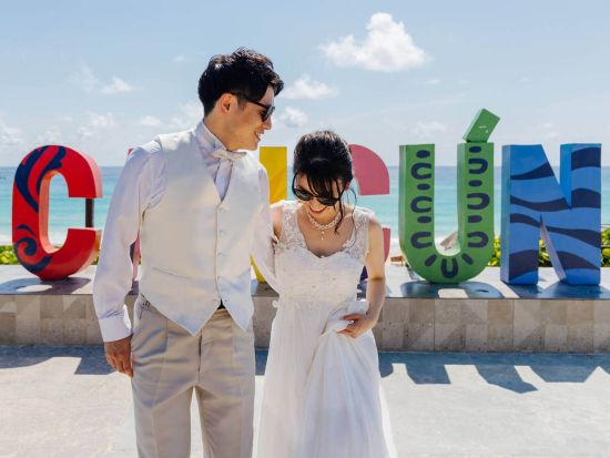カンクン　ウエディングフォト　ビーチ撮影プラン＜レンタル衣装または持ち込み・送迎込＞ 