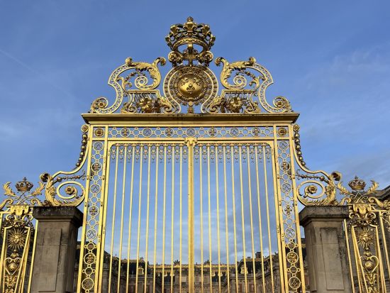 【帰国日におすすめ】ベルサイユ宮殿 半日または1日観光ツアー　観光後は空港へお送り＜貸切／日本語ガイド／パリ発＞