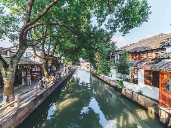 上海江南の水郷・朱家角（シュカカク）半日観光ツアー＜日本語ガイド／午前 or 午後／混載／上海発＞
