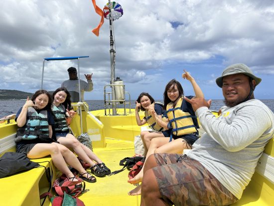 パラセーリング＋選べるマリンスポーツ　シュノーケリングやジェットスキー、バナナボートなどから選択可能＜送迎付き＞ by SUNNY SIDE UP