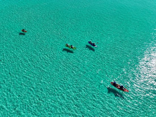 幻の島「ユニの浜」シーカヤックツアー 感動の絶景を堪能！のんびり自由時間で写真もたくさん撮れる 初心者や家族連れも大歓迎＜写真データ付／2時間／宮古島＞