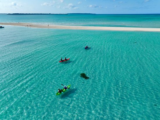 幻の島「ユニの浜」シーカヤックツアー 感動の絶景を堪能！のんびり自由時間で写真もたくさん撮れる 初心者や家族連れも大歓迎＜写真データ付／2時間／宮古島＞の写真5