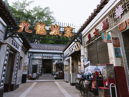 映画のセット展001