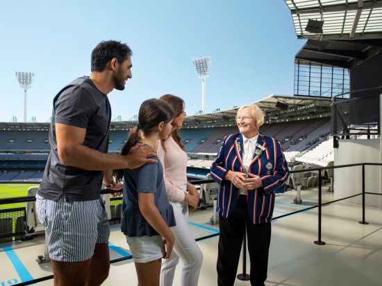 スポーツ地区ウォーキングツアー　MCG（メルボルン・クリケット・グラウンド）見学付き！＜午前or午後／英語ガイド／メルボルン発＞
