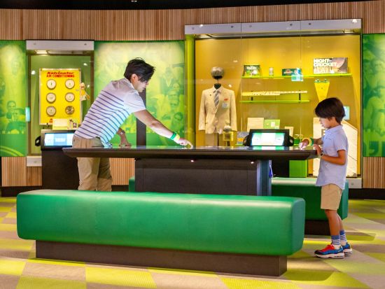 スポーツ地区ウォーキングツアー　MCGオーストラリアスポーツ博物館入場付き！＜午前or午後／英語ガイド／メルボルン発＞