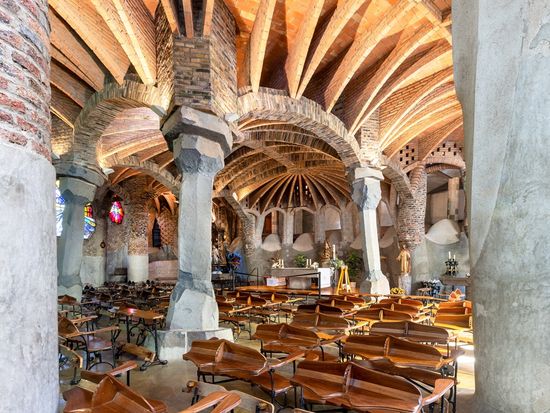 Cripta Gaudi & Colonia Guell (15)