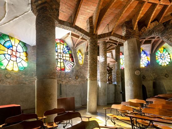 Cripta Gaudi & Colonia Guell (14)