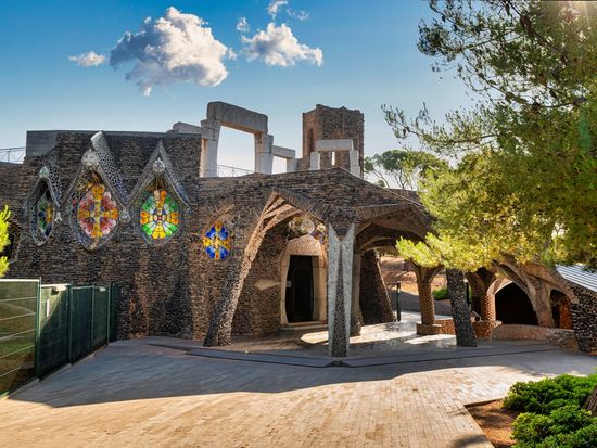 Cripta Gaudi & Colonia Guell (29)