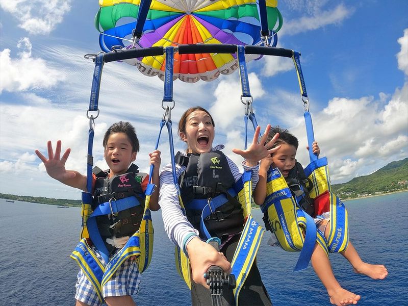slider_parasailing_B