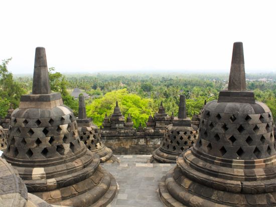 【プライベート】ジョグジャカルタ1泊2日観光ツアー　ボロブドゥール遺跡＋プランバナン寺院＋王宮＋タマンサリ＜日本語ガイド／専用車／ジョグジャカルタ空港発着＞