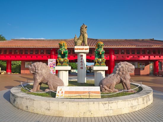 おきなわワールド入場チケット  ベルトラ沖縄ラウンジ受け取り 事前引き換えで楽々入館 ラウンジ来店特典付き！＜当日予約可／即予約確定＞