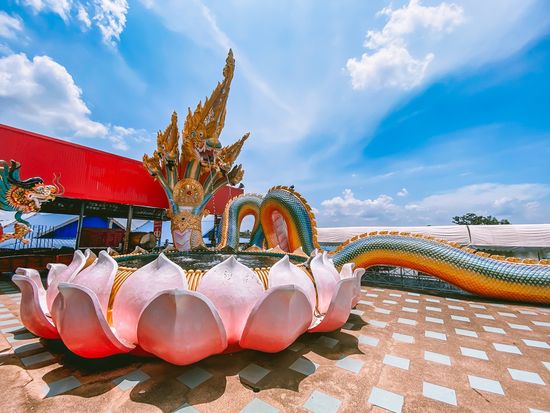 Thailand_Bangkok_Wat Saman Rattanaram_pixta_79833177_M