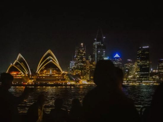 【2025年12月31日】大晦日限定！キャプテンクック3号 カウントダウンクルーズ by Captain Cook Cruise