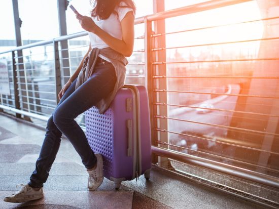 ロンドン ヒースロー空港ターミナル4 荷物預かりサービス予約 ＊申込と同時に即予約確定