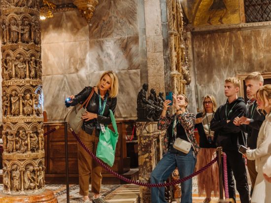 サン・マルコ大聖堂＆ドゥカーレ宮殿ナイトツアー　閉館後の静寂を楽しむ夜の散策＜3時間半／英語ガイド＞