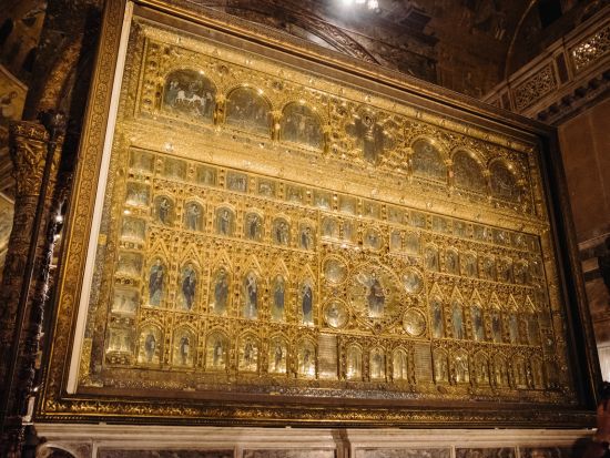 閉館後のサン・マルコ大聖堂訪問ツアー　限定25名で入場！＜1時間半／英語ガイド＞