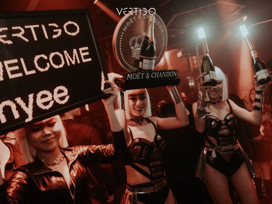「Vertigo Nightclub（バーティゴ）」事前予約　ホーチミンの人気クラブもVIP席確約でスムーズに入店！ ＜1～6名／ドリンク付き／ベンタン市場＞