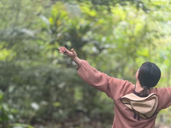 【1組貸切・おひとり様OK】北部ネイチャーヒーリングツアー 大自然に心癒される時間＜女性ネイチャーガイドがご案内／半日／送迎付き＞ by Oceania