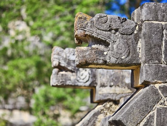 【メキシコシティ空港発着トランジット専用】貸切チャーター(6名まで)　テオティワカン遺跡観光＜4時間／日本語または英語ガイド＞