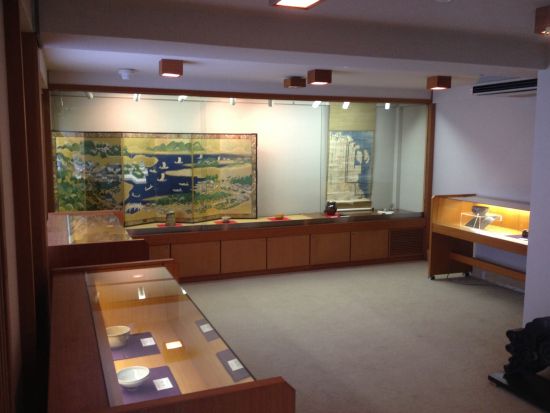 東海道・膳所城下町散策ツアー 「蘆花浅水荘」見学と膳所焼で呈茶体験＜御城印付き／約3時間／午前 or 午後／大津市＞