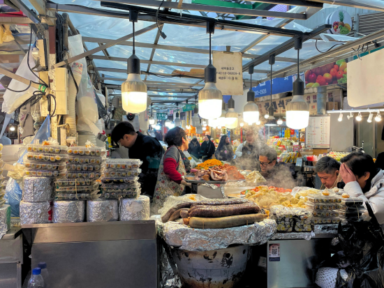 ソウル街歩きショッピングツアー　DDP＋興仁之門＋広蔵市場でフォトジェニックスポット満載＜日本語ガイド／午前or午後／混乗or貸切＞