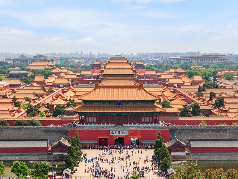 China_Beijing_Forbidden City Palace Museum view from Jingshan Park_紫禁城（故宮博物院_景山公園）_shutterstock_1119117761
