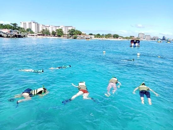 ローカル感満載！ハドサンビーチで遊ぶ1日ツアー＋BBQランチ＋シュノーケル＜往復送迎／マクタン島またはセブシティ発／英語ドライバー／日本語スタッフ＞