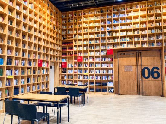 DMZ+ ドラマロケ地 1日ツアー　第3トンネル＆都羅展望台＆自由の橋と「愛の不時着」などロケ地巡り  DMZスンドゥブチゲランチ＜ホテルお迎え／日本語ガイド＞