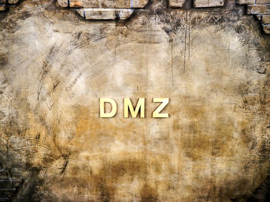 DMZ+ ドラマロケ地 1日ツアー　第3トンネル＆都羅展望台＆自由の橋と「愛の不時着」などロケ地巡り  DMZスンドゥブチゲランチ＜ホテルお迎え／日本語ガイド＞