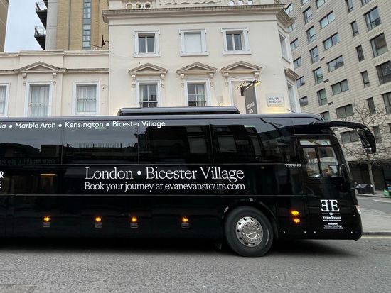 img_1743426246_1743426347__bicestervillagecoach1