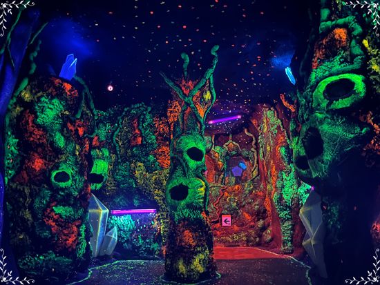 見えない妖精の洞窟1