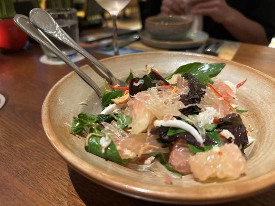 ST25 by KOTO食事券＆事前予約サービス　ミシュランガイド2024に選出された名店の“社会派美食ディナー”＜送迎オプションあり／ホーチミン＞