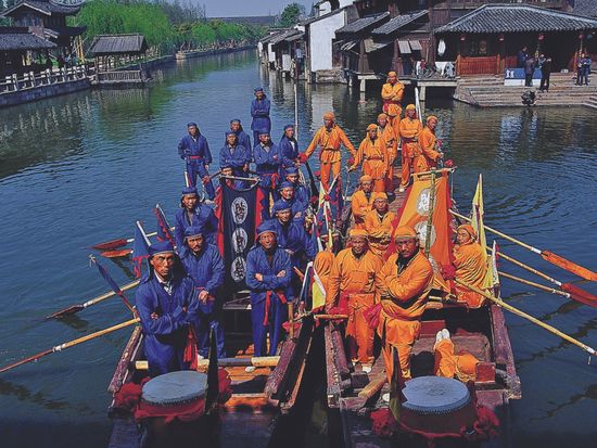 V1QRA_a5505cd2-a0be-4a71-9de2-f36c735c4bc0