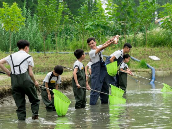 烏村観光チケット　運河文化の精髄を集めた歴史ある古村と遺跡を散策＜烏鎮東柵・西柵入場チケット付プランあり＞