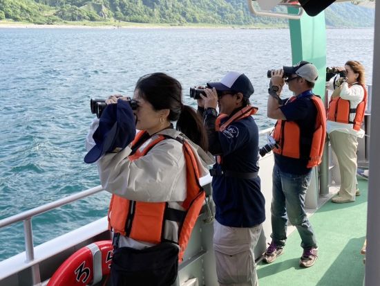 知床観光船おーろら3　ルシャ湾航路　通常よりお得な割引乗船チケット 前日16時まで受付＜4～10月／知床ウトロ港発着＞