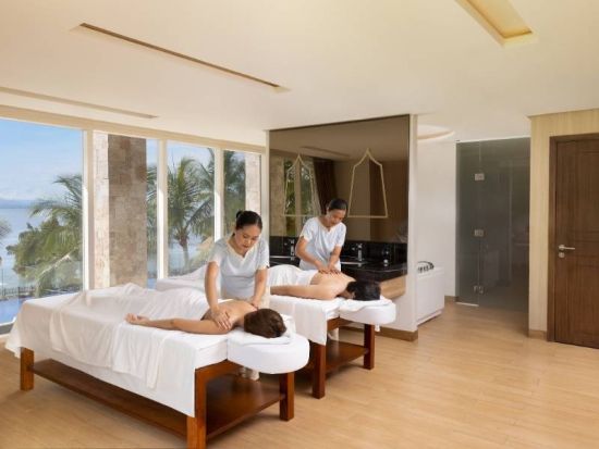 デュシタニリゾート内「ナームスパ（Namm Spa）」タイ式マッサージorソルトスクラブで極上の癒し体験＜日本語ガイド＆送迎付きプランあり＞