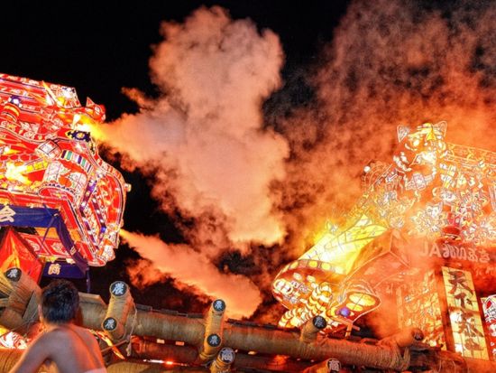 札幌発日帰りバスツアー 沼田町夜高あんどん祭り 北海道唯一の「喧嘩あんどん」を体感！＜8月21日限定／1名から催行／札幌駅発着＞