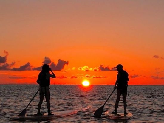 宮古島サンセット  選べるクリアSUP or クリアカヤック＋ドローン撮影データ付き 絶景ロケーションを独り占め！0歳から参加OK◎＜約2時間／宮古島＞