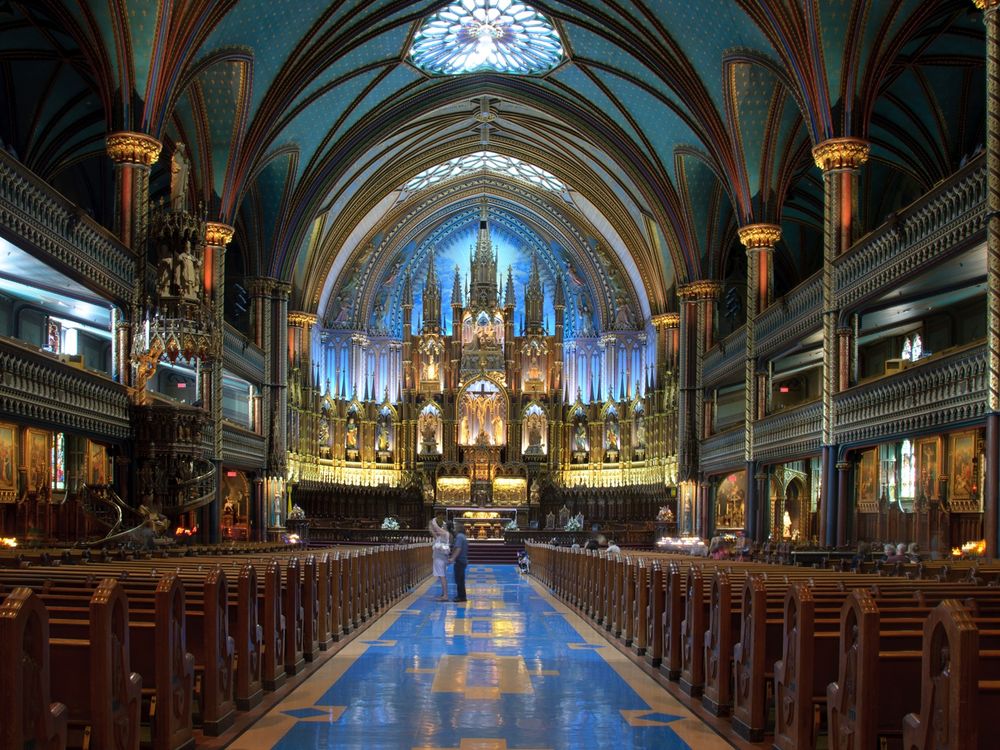 Canada_Montreal_NotreDame_shutterstock_92712943