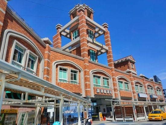 南国高雄 日帰り観光ツアー  ＜日本語ガイド／1日ツアー／台湾海鮮料理ランチ＆フルーツカキ氷付き＞by JTB