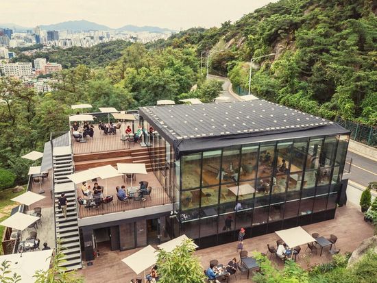 仁王山哨所本屋