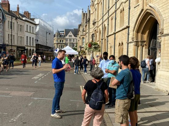 オックスフォード『ハリー・ポッター』ほか映画ロケ地ウォーキングツアー＜英語／1時間30分＞＊申込と同時に即予約確定