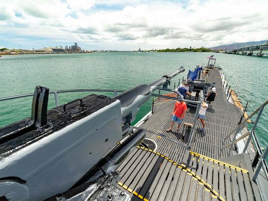 Bowfin Submarine Deck Gun Aft Pearl Harbor Oahu