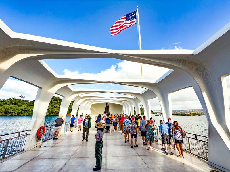 Arizona Memorial Oahu-hawaiitoursphoto-26