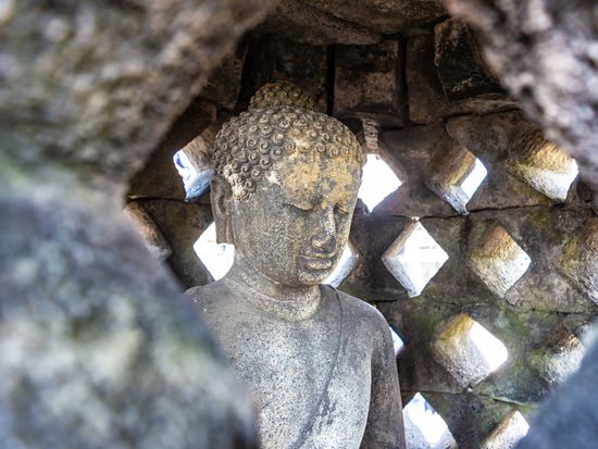 Yogyakarta_Borobudur_shutterstock_1398424217