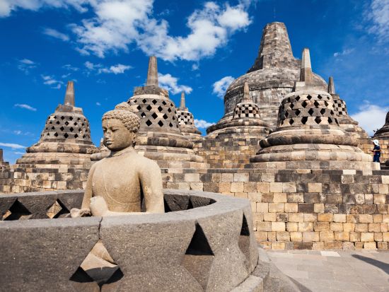 【プライベート】ジョグジャカルタ1泊2日観光ツアー　ボロブドゥール遺跡＋プランバナン寺院＋王宮＋タマンサリ＜日本語ガイド／専用車／ジョグジャカルタ空港発着＞