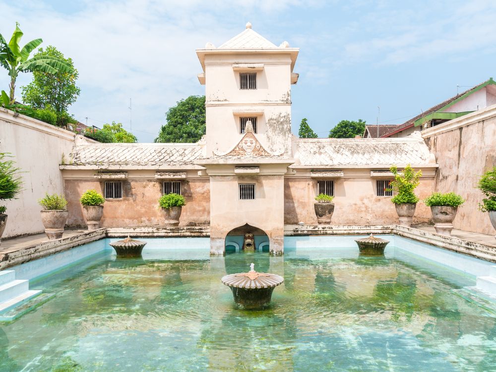 Taman Sari(Water Castle)_shutterstock_514980040