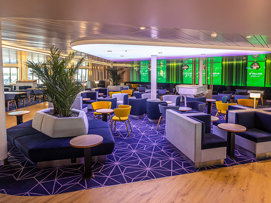 HEL-TAL_Tallink_Shuttle_entrance lounge_Star_class