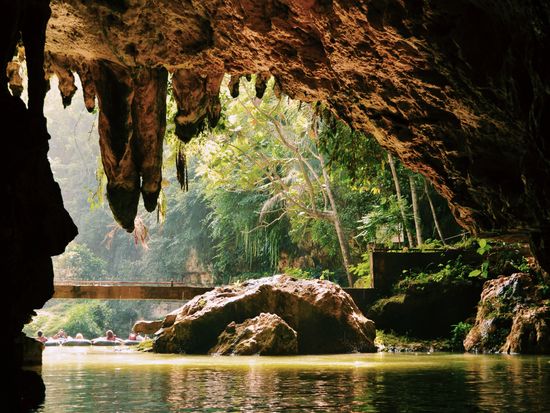 Yogyakarta_Pindul Cave_shutterstock_2288901365